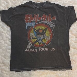 Motley Crue Japan 85
Urban Outfitters Black Graphic Tee